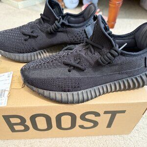 Authentic Adidas YEEZY Boost 350 V2 Onyx HQ4540 Unisex Low Trainers Sz.7.5W/6.5M